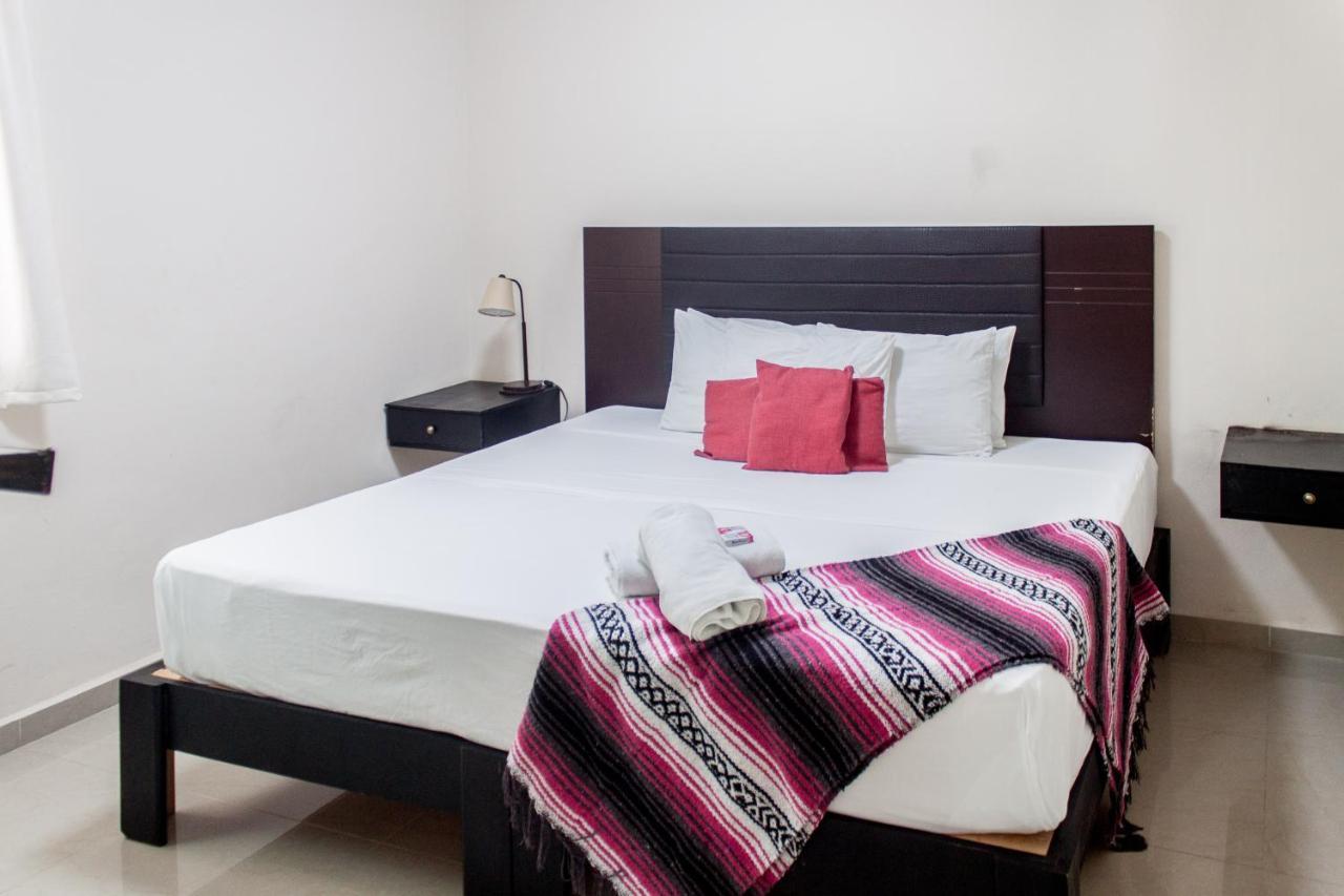 Whyz 4 You Private Rooms Пуерто-Морелос Екстер'єр фото