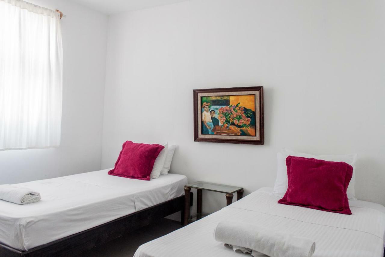 Whyz 4 You Private Rooms Пуерто-Морелос Екстер'єр фото